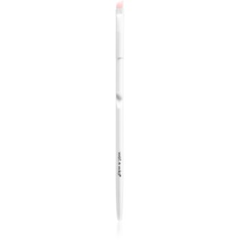 Wet n Wild Essential Angled Liner Brush pensula pentru aplicarea tusului de ochi - imagine 2
